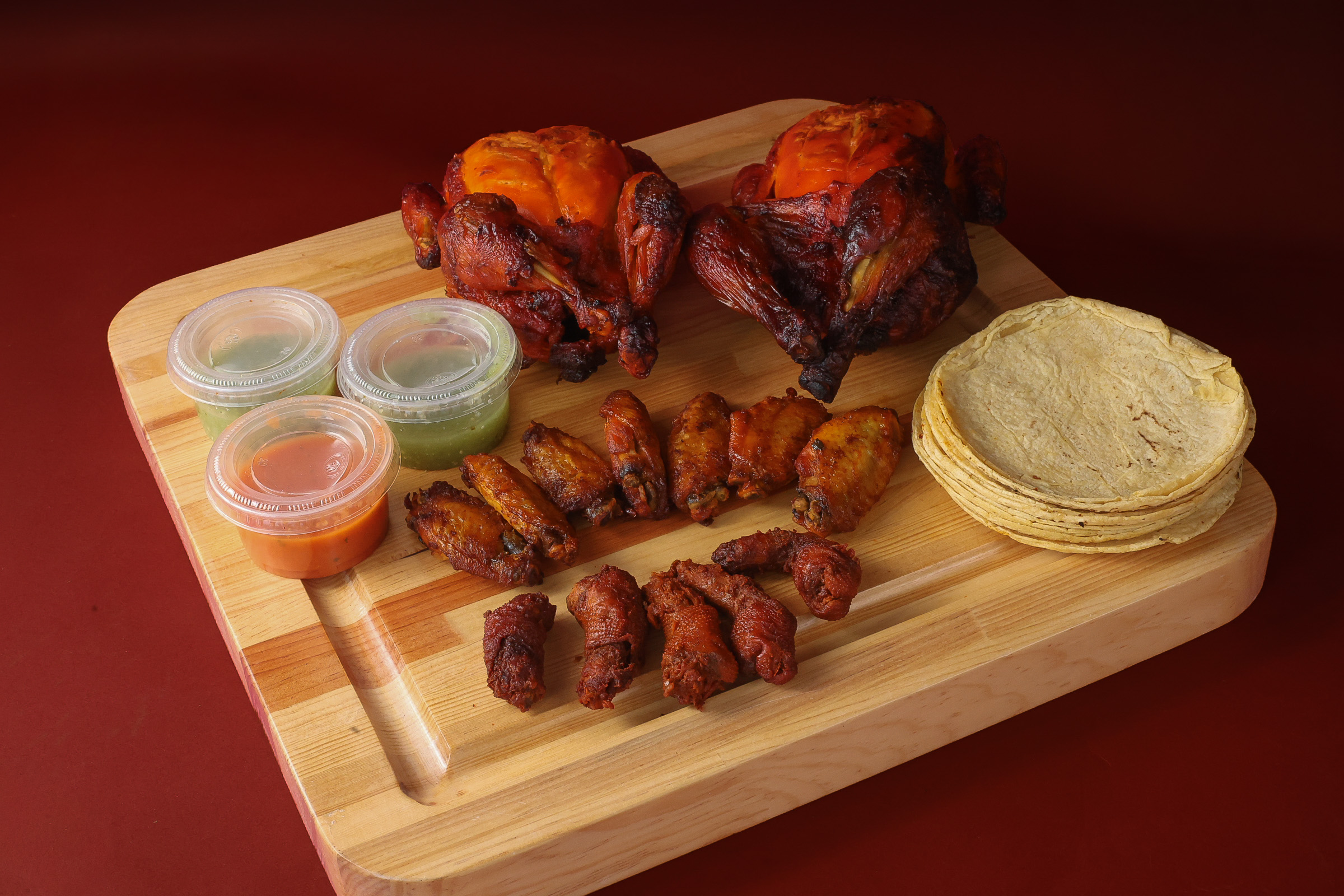 Combo de pollo rostizado y alitas
